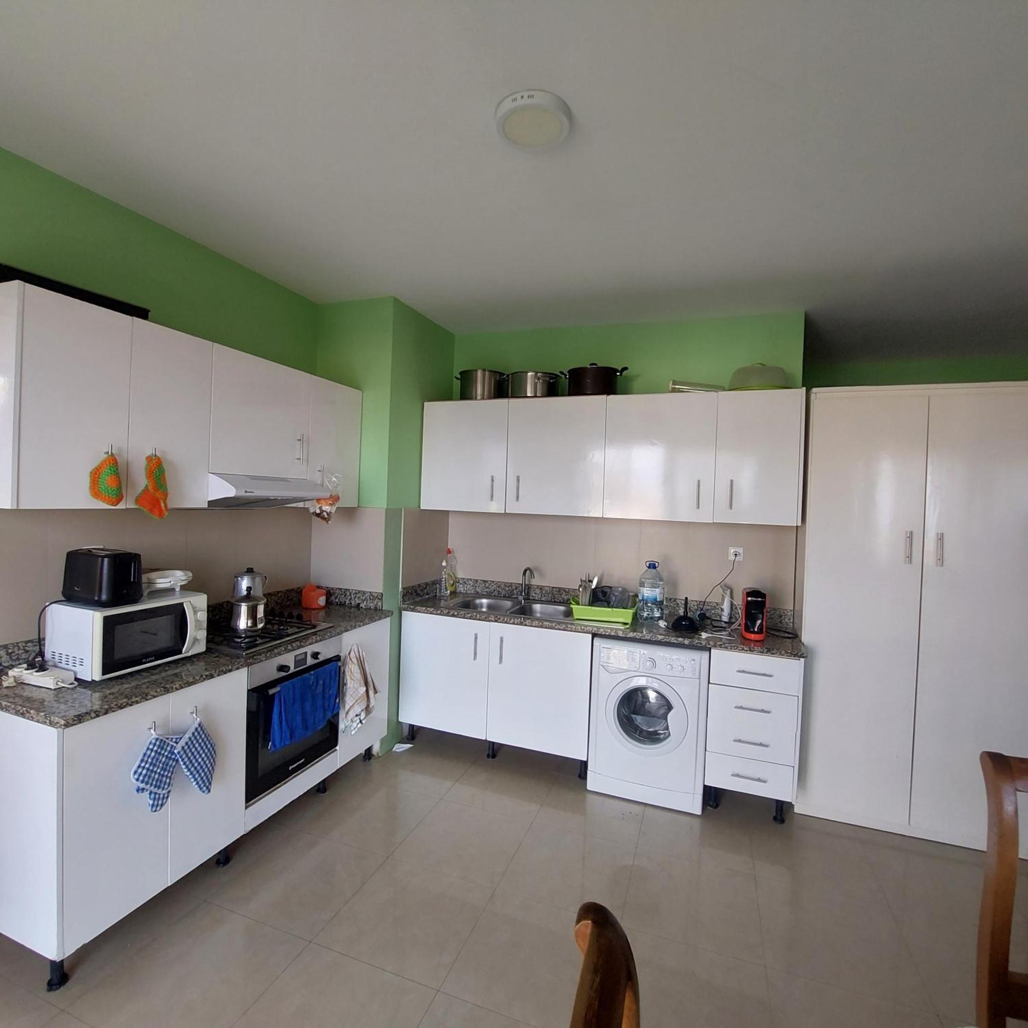 Oia D'hotes Homestay *